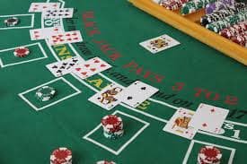 Gold and black casino-style category cards arranged for clear amsyt browsing